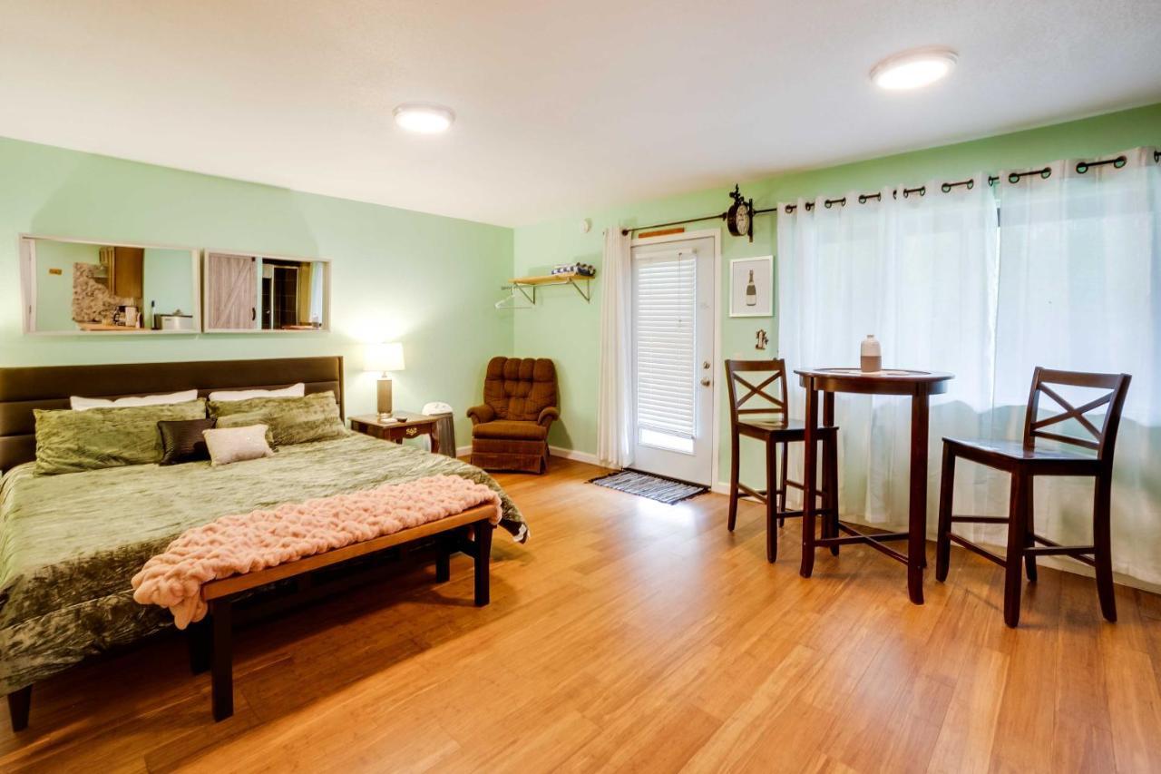 Soothing Studio With Lush Views 2 Mi To Beach! Smith River المظهر الخارجي الصورة